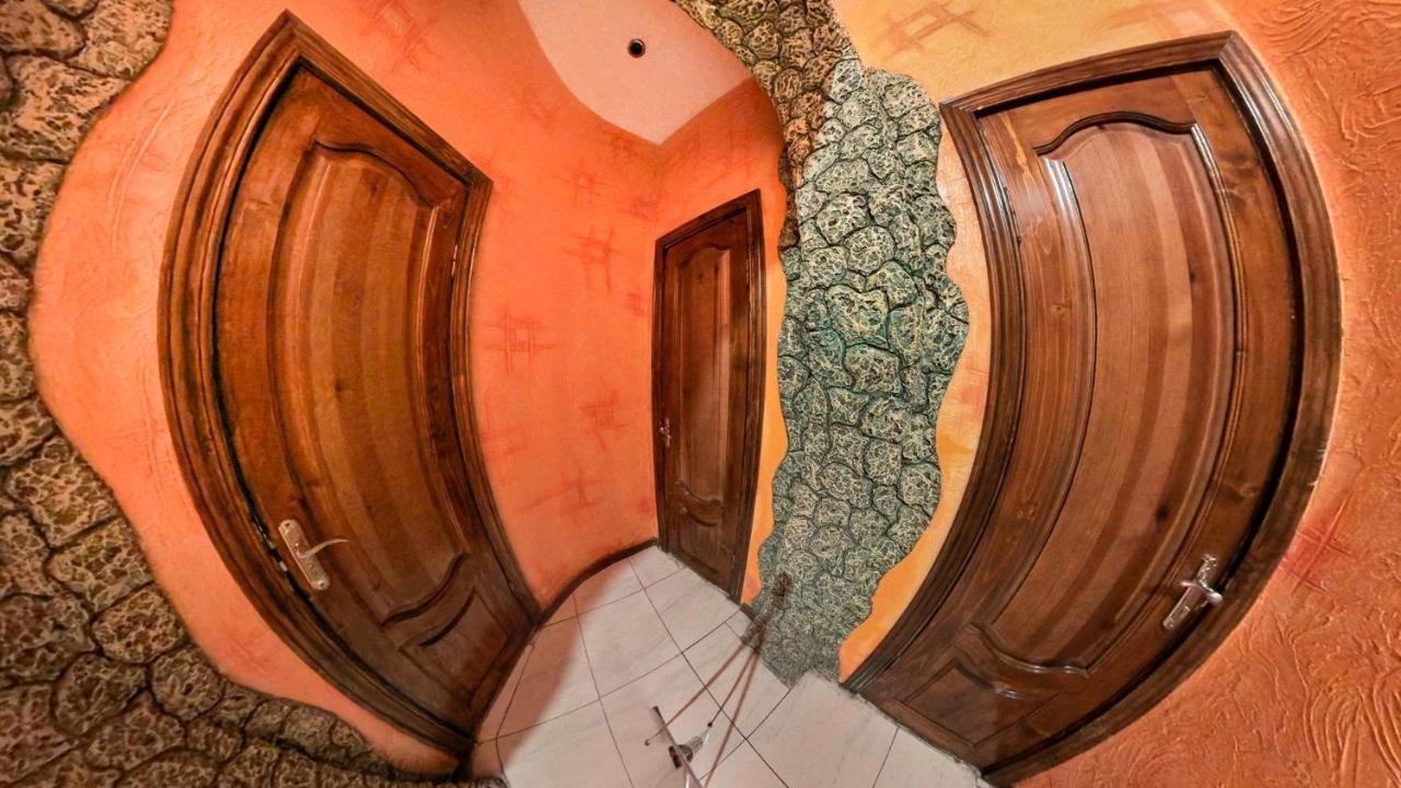 La Vitalie Guest House Chişinǎu Buitenkant foto