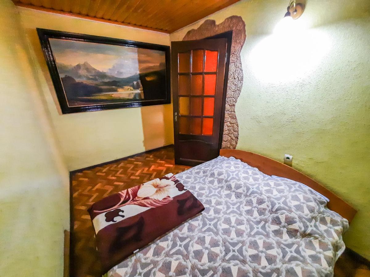 La Vitalie Guest House Chişinǎu Buitenkant foto